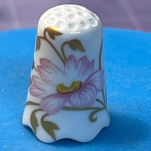 Floral”Pink Flower” Porcelain Thimble, Germany